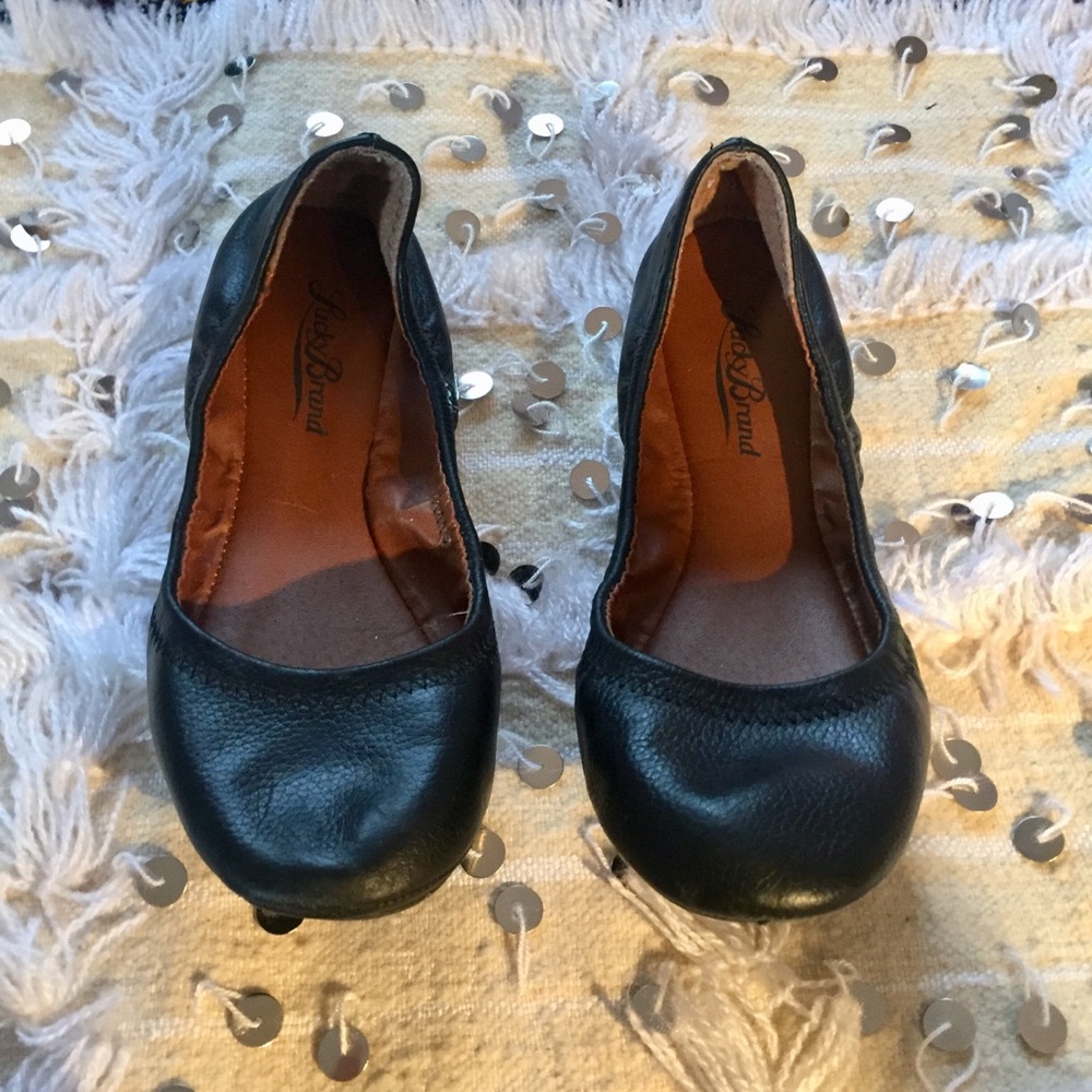 Ballet flats